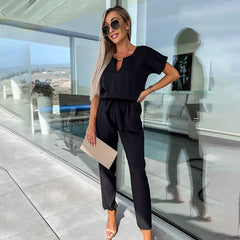 Alejandra - Moderner Frauen-Overall in Schwarz
