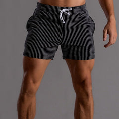 Superstretchige Trainingsshorts für Herren in Schwarz