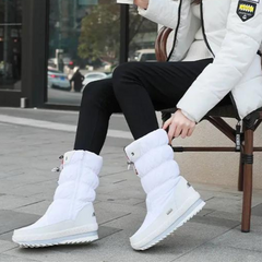 Warme Winterstiefel für Damen in Weiß