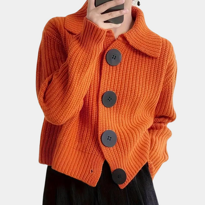 Geknöpfte Strickjacke für Frauen