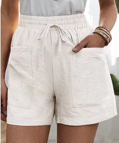Lotta | Luftige Paperbag-Shorts in Weiß