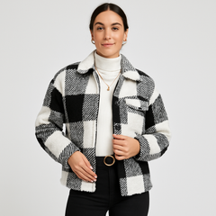 Lydia | Klassischer Teddy-Wintermantel mit Knopfleiste in Schwarz