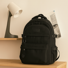 Schulrucksack mit großem Fassungsvermögen – Geräumige und robuste Tasche für Schüler in Schwarz