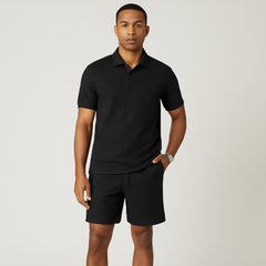 2-teiliges Jacquard-Strickset für Herren – Kurzarm-Oberteil mit Kragen und einfarbige Shorts in Schwarz