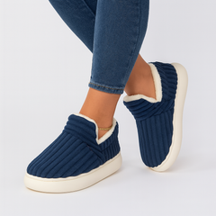 FuzzyWarm | Kuschelige Slip-On-Hausschuhe in Marineblau