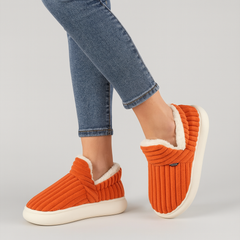FuzzyWarm | Kuschelige Slip-On-Hausschuhe in Orange
