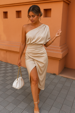 Alicia  | Elegantes Kleid in Beige (Quasi esaurito)