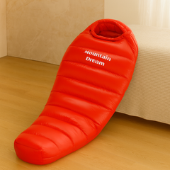 Arlo | Winterschlafsack für extreme Kälte in Rot