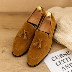 Lässige Slipper für Herren – Vielseitige Schuhe für Arbeit & Reise in Hellbraun