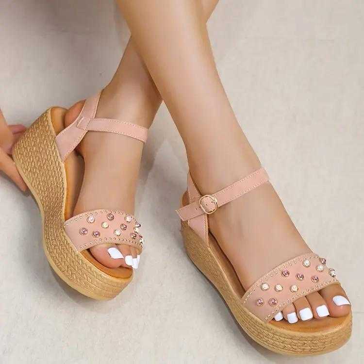 Sharon® | Schicke Damen Sandalen mit Schnalle und Keilabsatz