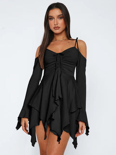 Clara – Schulterfreies Sommerkleid für Damen im Lagenlook in Schwarz