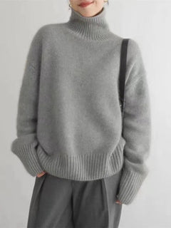 Karley | Weicher Rollkragenpullover aus Strick in Grau