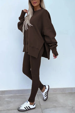 JOHANNA - SET AUS SWEATSHIRT UND LEGGINGS IN ÜBERGRÖSSE in Braun