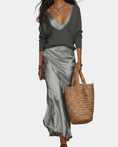 Thalia - Satin-Maxikleid in Grau