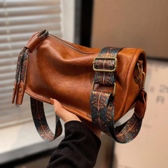 Elegante Damen-Schultertasche aus veganem Leder in Braun