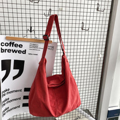 Elegante, verstellbare Damen-Umhängetasche aus vielseitigem Synthetikmaterial in Rot
