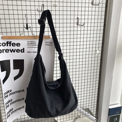 Elegante, verstellbare Damen-Umhängetasche aus vielseitigem Synthetikmaterial in Schwarz