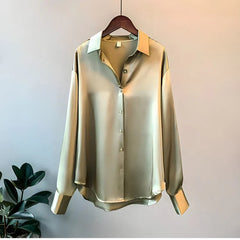 Dorothy - Satin Oversized Langarm-Hemd mit Knopfleiste in Grün