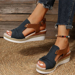 Tara - Sandalen mit Keilabsatz in Navy blau