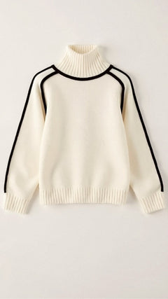 Catalina - Strickrollkragenpullover - Kontrastierende Linien in Beige