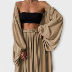 Lumara – Dreiteiliges Loungewear-Set mit Kimono in Beige