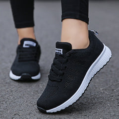 Casey - Ergonomische Freizeitschuhe für Damen in Schwarz