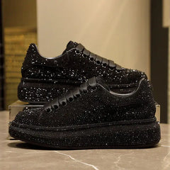 Lauren- Glitzernde Sneaker mit Kristallverzierungen in Schwarz