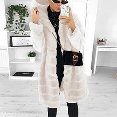 Weicher Modemantel für Frauen - Annabelle in Beige