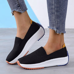 Teodora® | Bequeme orthopädische Damen-Schlupfschuhe in Schwarz