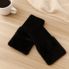 Heike | Fingerlose Plüsch-Strickhandschuhe in Schwarz