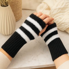 Heike | Fingerlose Plüsch-Strickhandschuhe in Weiß gestreift