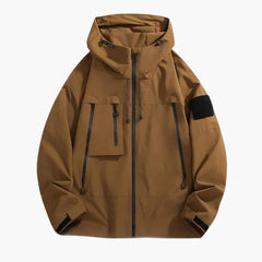 Herren Softshelljacke mit Kapuze und Reißverschlusstaschen in Braun