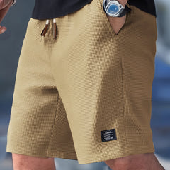 Herren Bermuda Shorts mit komfortabler Passform und verstellbarem Kordelzug in Khaki