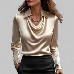 Andrea | Elegante Bluse mit drapiertem Ausschnitt in Champagner
