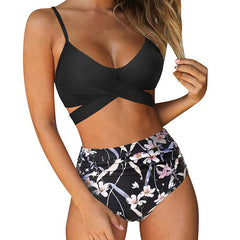 Bella | Hochtaillierter, farbenfroher Damen-Bikini in Schwarzes Oberteil - geblümter Slip