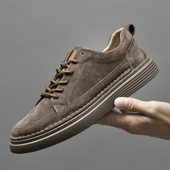 Huxley | Sneakers en Suède in Braun