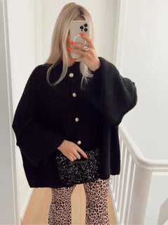 Mara | Oversized Cardigan für jeden Anlass in Schwarz