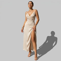 Helga | Damen Figurbetontes Maxi Abendkleid mit Seitenschlitz in Beige