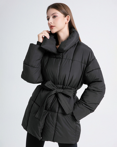 Anneliese | Steppjacke mit Gürtel in Schwarz