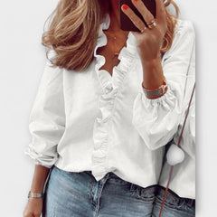 Sarah – Elegante Bluse mit besonderem Charakter in Weiß