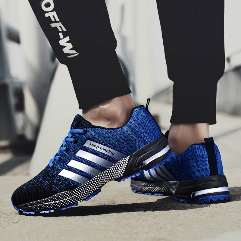 Gestreifte Mesh-Laufschuhe für Herren