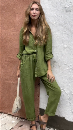 Marjan™ | Elegantes zweiteiliges Leinenhemd und Hosenset in Olive