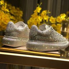 Lauren- Glitzernde Sneaker mit Kristallverzierungen in Bunt