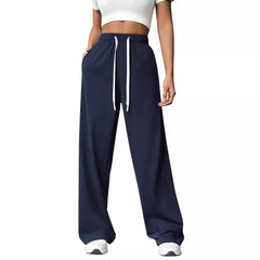 Lila | Entspannte und praktische Jogginghose in Tiefblau
