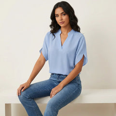 Luftige Damen Sommerbluse mit V-Ausschnitt - Aurélie in Blau