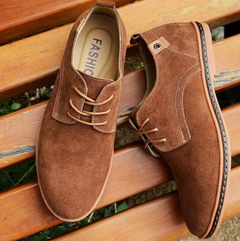 Wildleder-Lederschuhe für Herren in Hellbraun