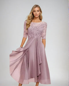 Zarelia - Luxuriöses Festkleid in Rosa