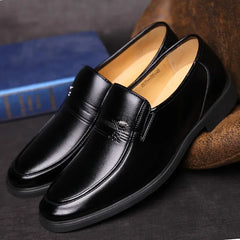 George | Klassischer Schnitt Schlupf Penny-Loafer in Schwarz