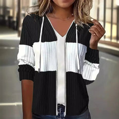Molly | Cozy Haven Kapuzenpullover in Schwarz