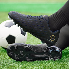 Martin | Niedrige Unisex Fußballschuhe in Schwarz